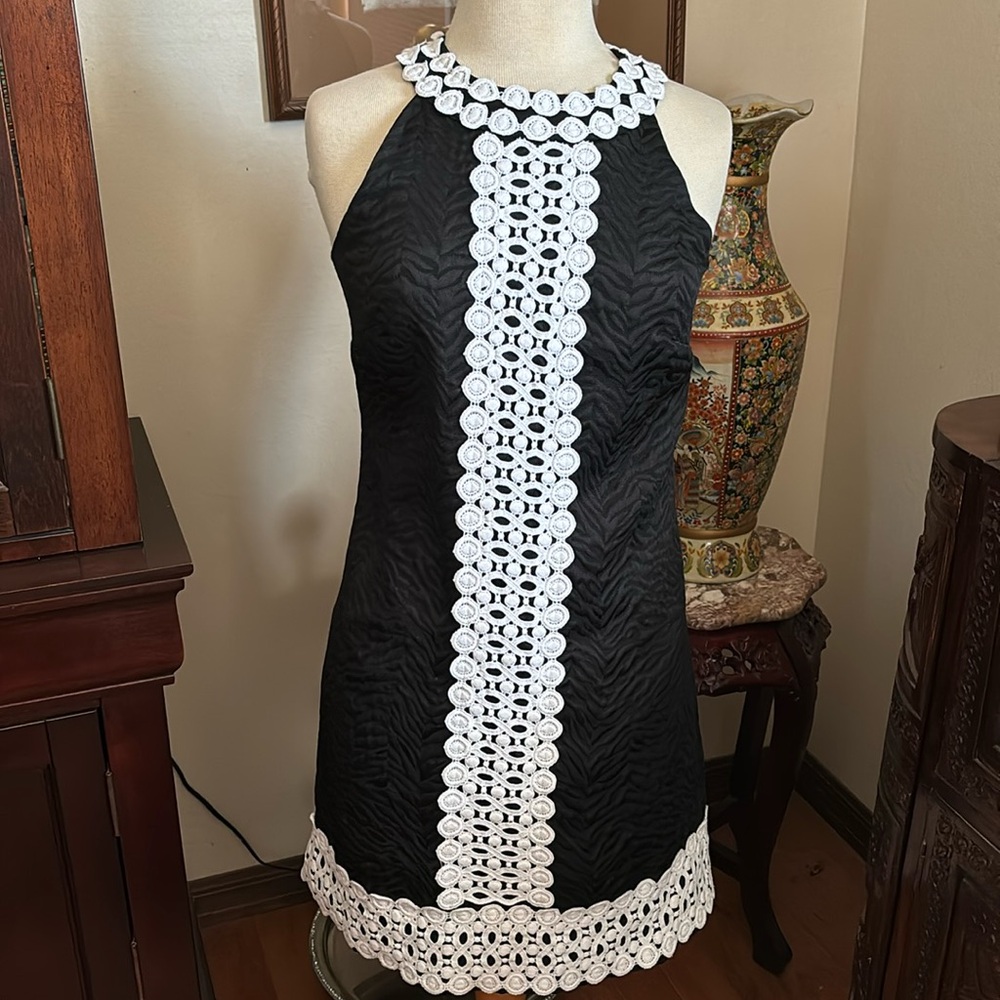 Michael Kors black dress white lace detail sz 8